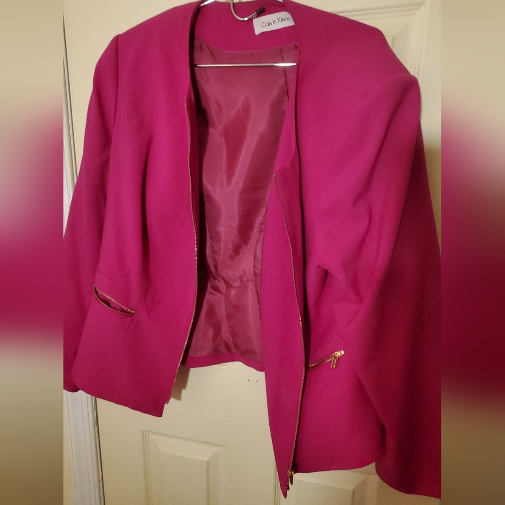 Calvin klein fuchsia blazer